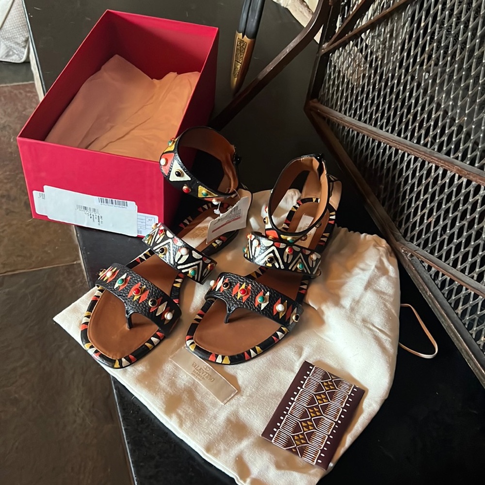 Valentino Sandal NWT SUPER CUTE - Picture 2 of 14